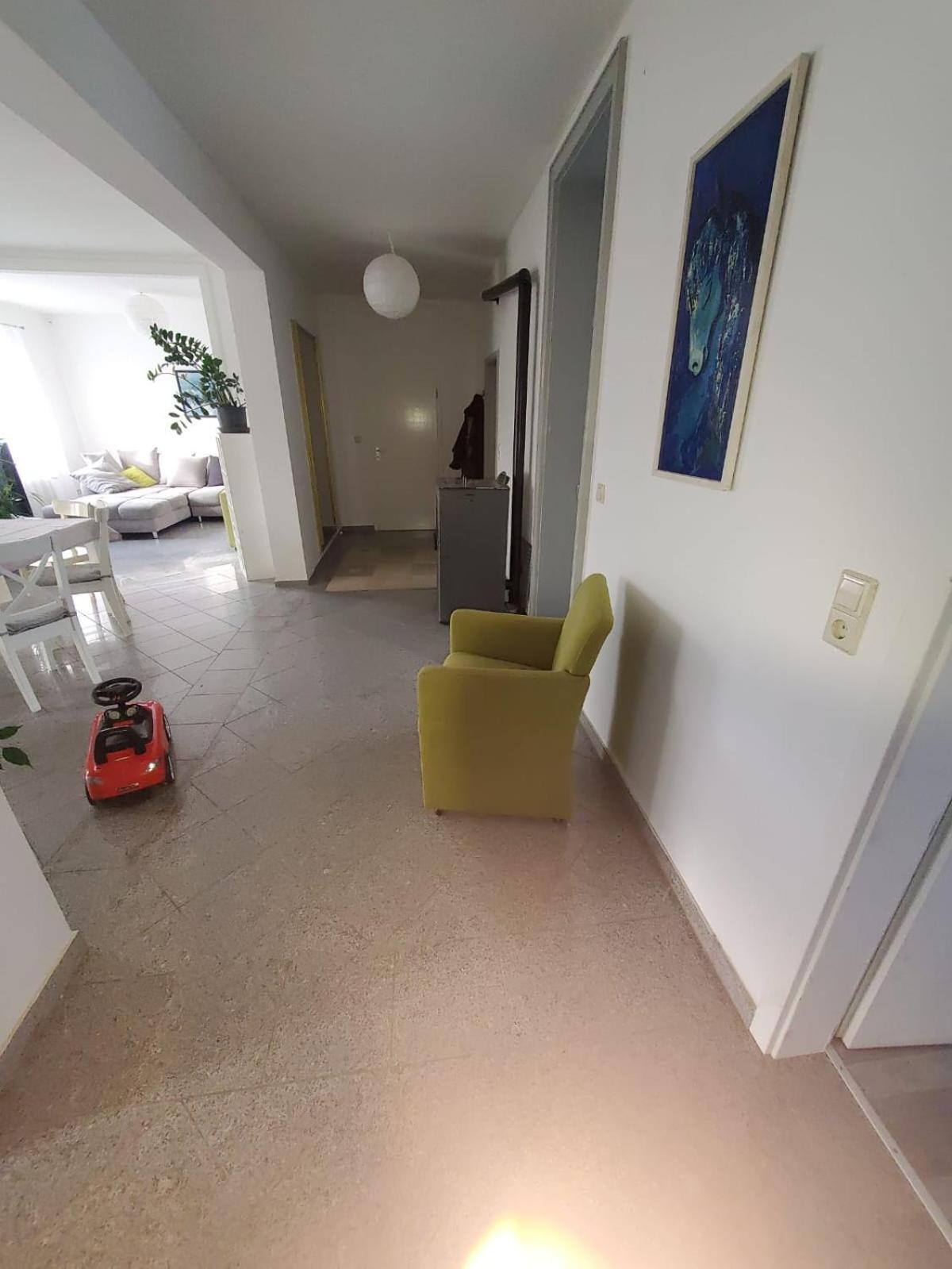 Grosse 3 Zi Wohnung Auf Der Pferde Farm Лар Экстерьер фото